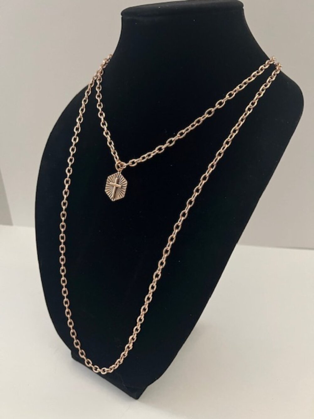 Katia Designs "Have Faith" Necklace Gold Chain Hexagon Pendant NEW - Picture 3 of 3
